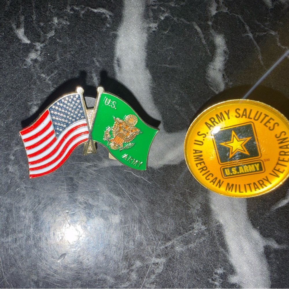U.S. Army Flag Pin and Veterans Button